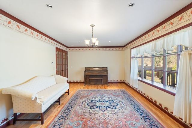 91 Apple Creek Lane, Greece, NY 14612