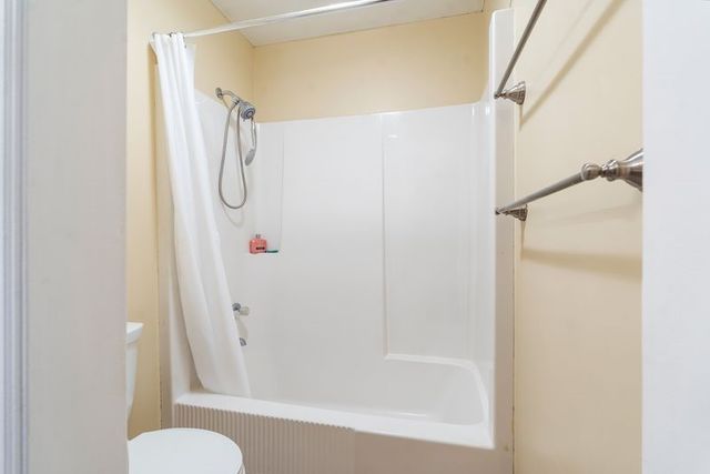 91 Apple Creek Lane, Greece, NY 14612