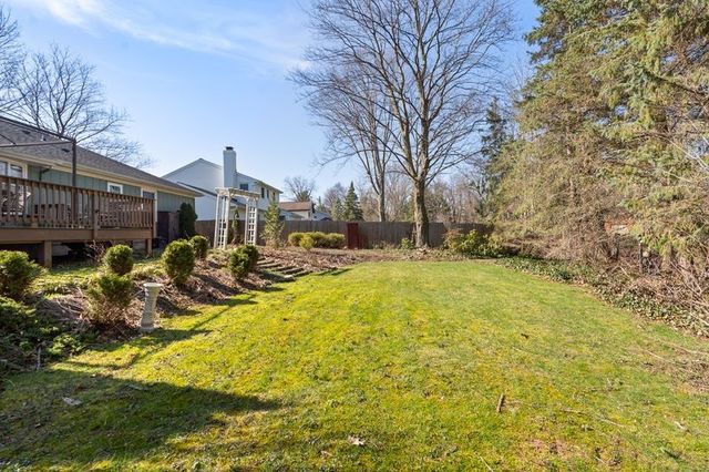 91 Apple Creek Lane, Greece, NY 14612