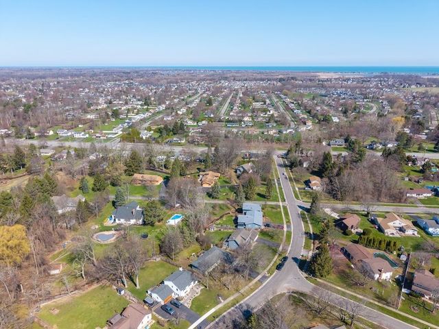 91 Apple Creek Lane, Greece, NY 14612