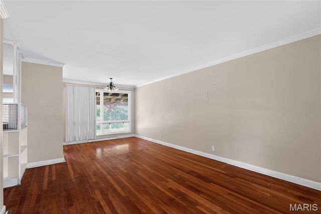 9713 Calumet Drive, St Louis, MO 63137