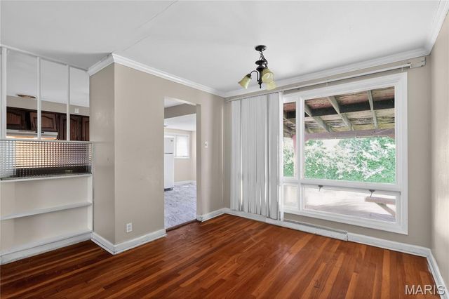 9713 Calumet Drive, St Louis, MO 63137
