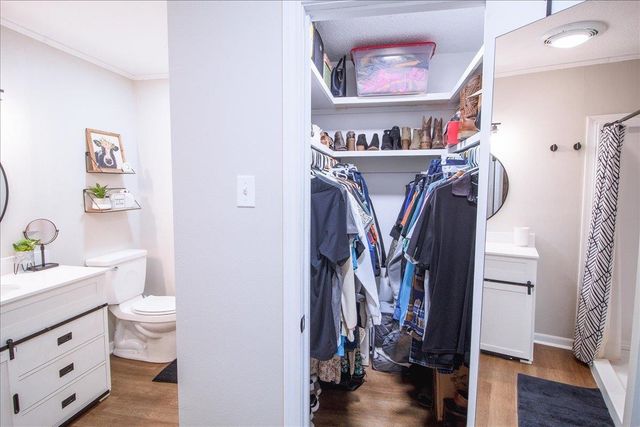 2916 Creole Dr, Houma, LA 70364