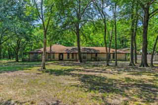 2815 Harlow Road, Commerce, TX 75428