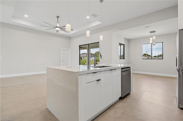 4002 20th ST SW, Lehigh Acres, FL 33976