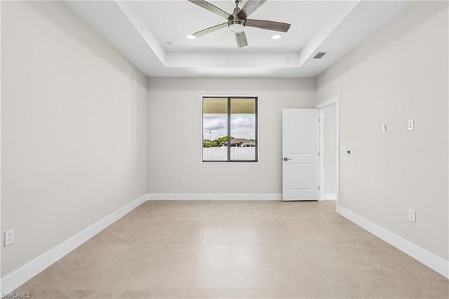 4002 20th ST SW, Lehigh Acres, FL 33976
