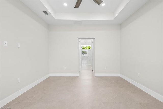 4002 20th ST SW, Lehigh Acres, FL 33976