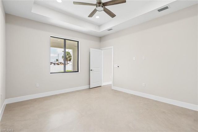 4002 20th ST SW, Lehigh Acres, FL 33976