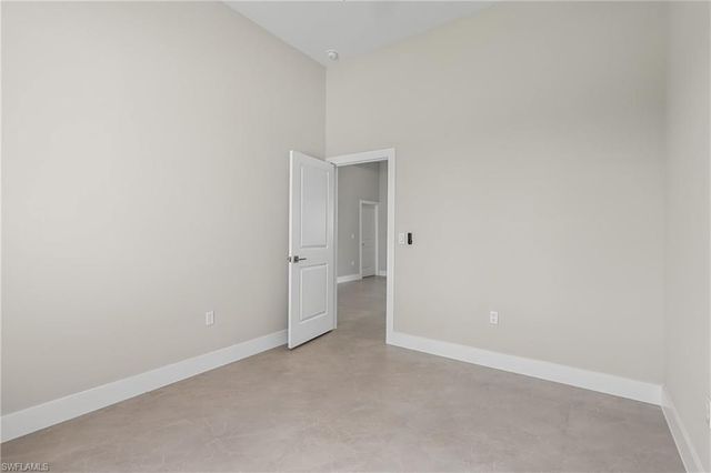 4002 20th ST SW, Lehigh Acres, FL 33976