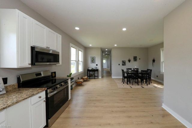 1850 Azalea AVE, Portsmouth, VA 23704