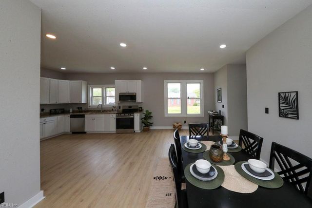 1850 Azalea AVE, Portsmouth, VA 23704