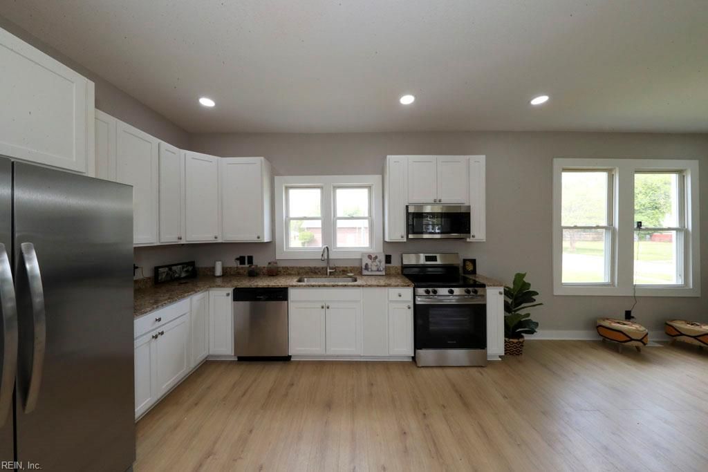 1850 Azalea AVE, Portsmouth, VA 23704