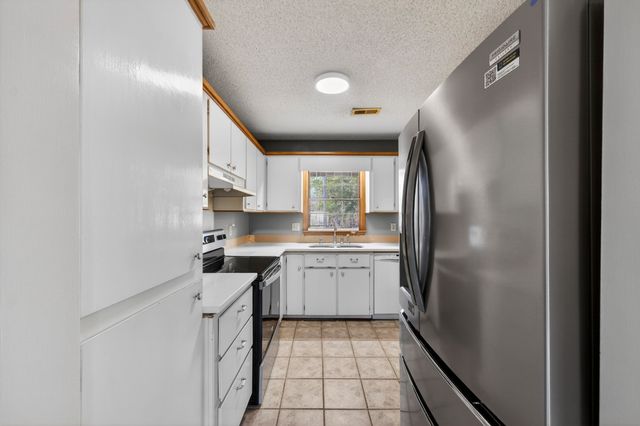 210 Kirksey Drive, Summerville, SC 29485