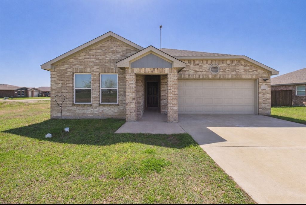 2409 Abigail Lane, Mabank, TX 75147