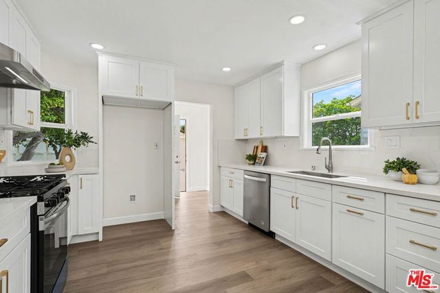 3840 Virginia Road, Los Angeles, CA 90008