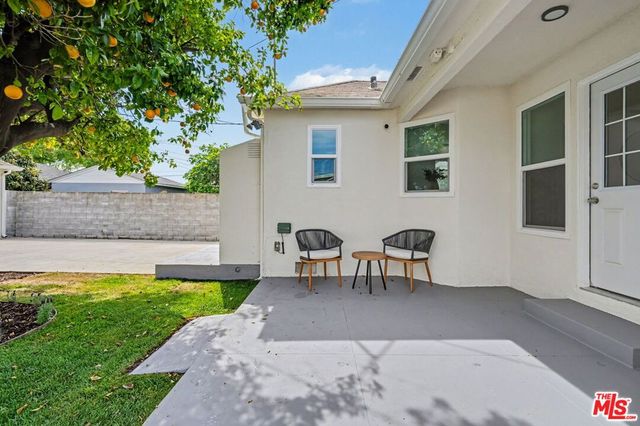 3840 Virginia Road, Los Angeles, CA 90008