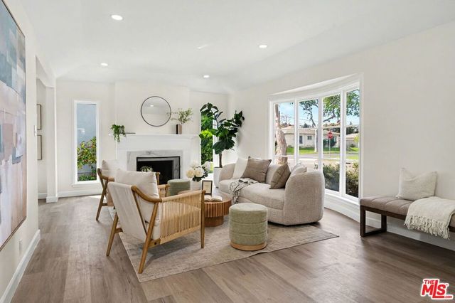 3840 Virginia Road, Los Angeles, CA 90008