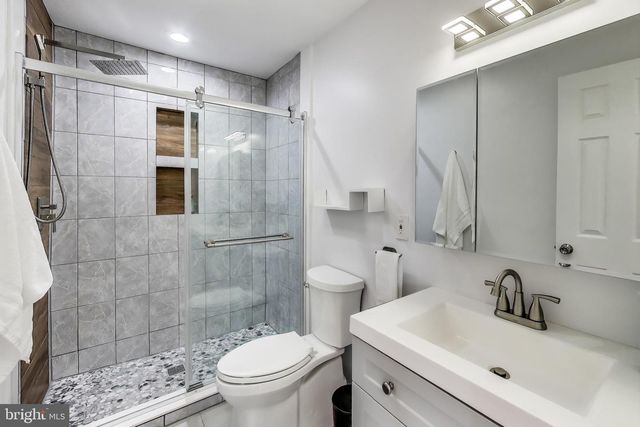 14316 WOODCREST DR, Rockville, MD 20853