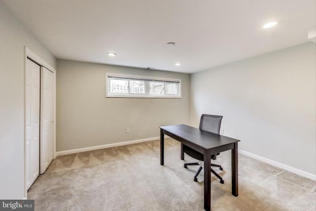 14316 WOODCREST DR, Rockville, MD 20853