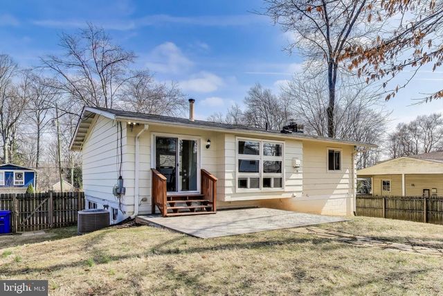 14316 WOODCREST DR, Rockville, MD 20853
