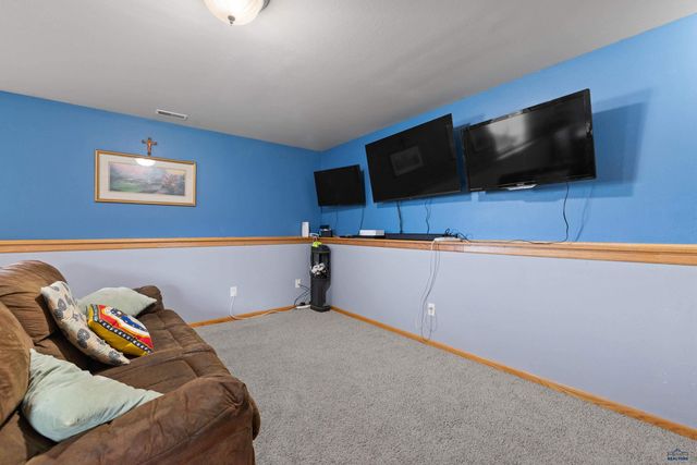 7285 BRIGHTON, Summerset, SD 57718