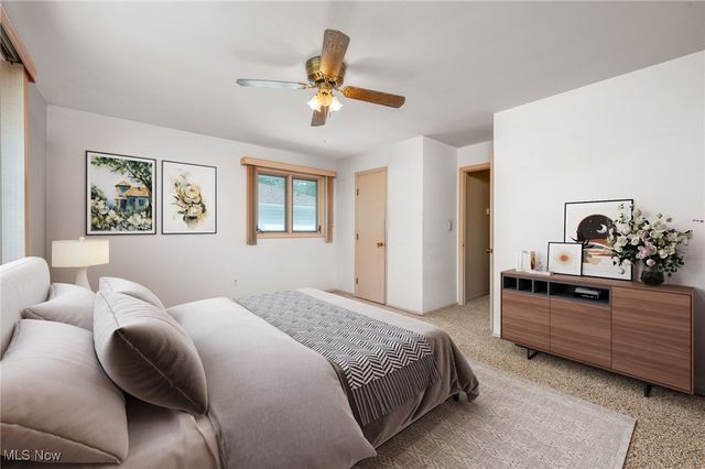 4859 Delevan Drive, Lyndhurst, OH 44124