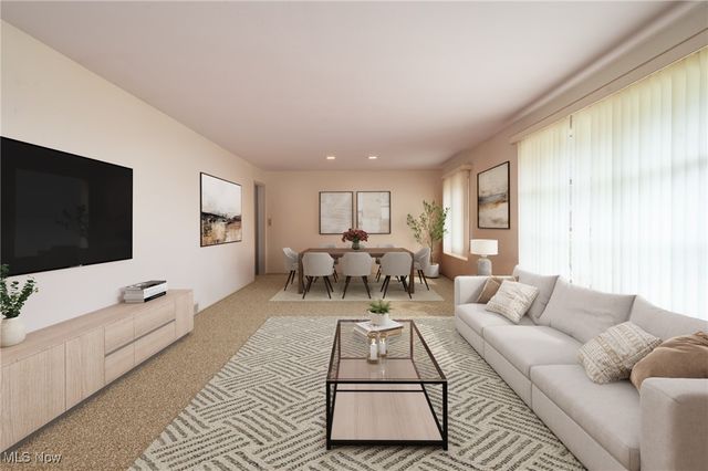 4859 Delevan Drive, Lyndhurst, OH 44124