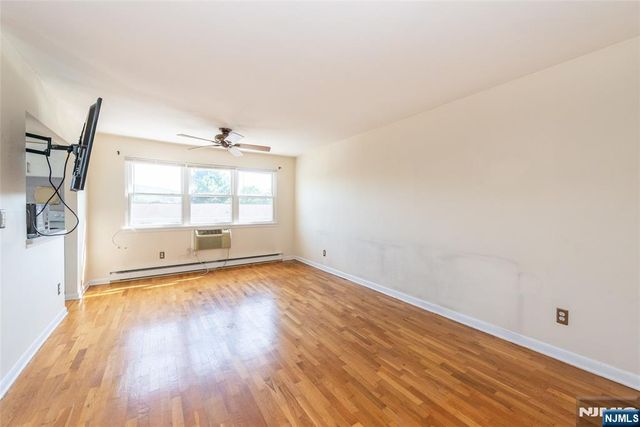100 Pierson Miller Drive D12, Pompton Lakes, NJ 07442