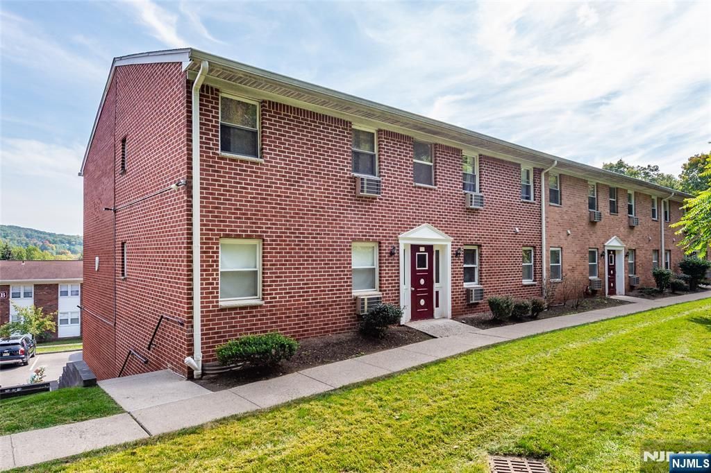 100 Pierson Miller Drive D12, Pompton Lakes, NJ 07442