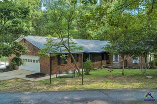3826 boy scout Road, Byron, GA 31008