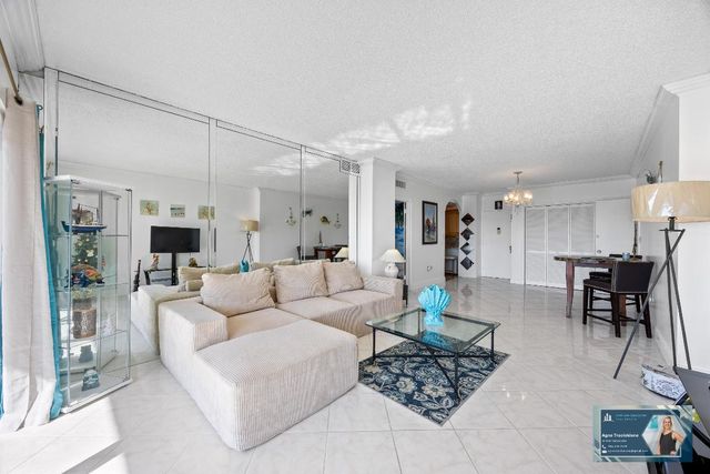 1985 S Ocean Drive Pha, Hallandale Beach, FL 33009