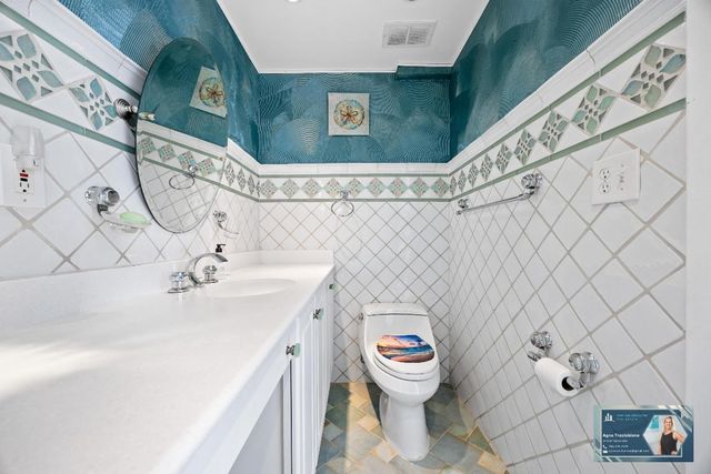 1985 S Ocean Drive Pha, Hallandale Beach, FL 33009