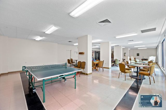 1985 S Ocean Drive Pha, Hallandale Beach, FL 33009