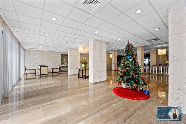 1985 S Ocean Drive Pha, Hallandale Beach, FL 33009