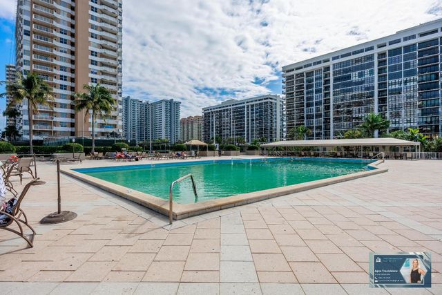 1985 S Ocean Drive Pha, Hallandale Beach, FL 33009