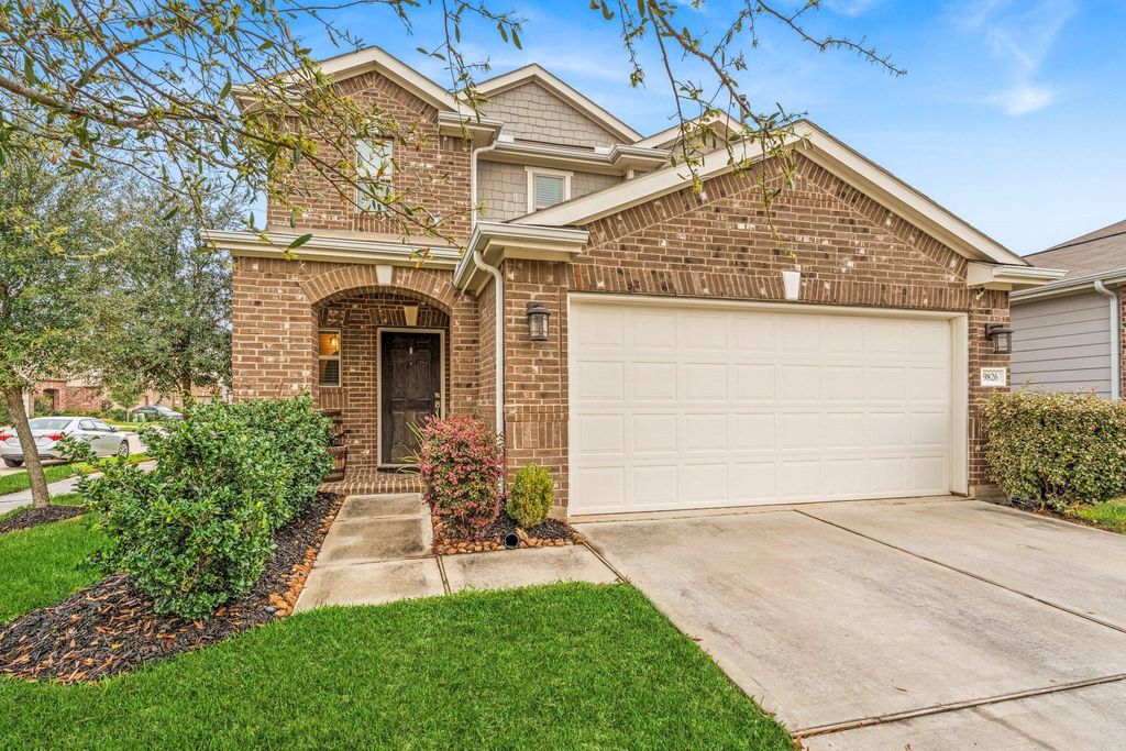 9826 Mills Orchard Drive, Houston, TX 77070