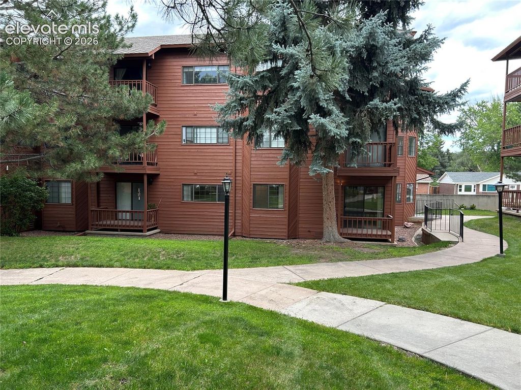 2440 Palmer Park Boulevard 104, Colorado Springs, CO 80909 — exterior