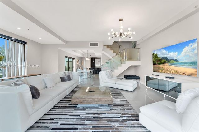 3030 N Ocean Blvd S101, Fort Lauderdale, FL 33308