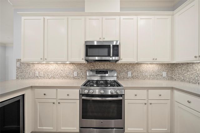 4031 Bellefontaine Street 117, Houston, TX 77025