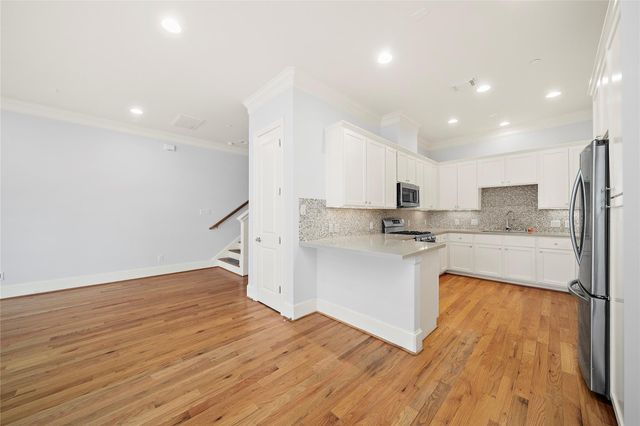 4031 Bellefontaine Street 117, Houston, TX 77025