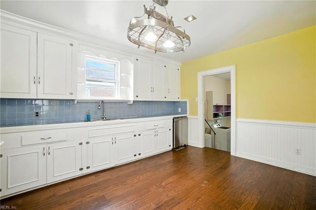 140 Tyler CRES, Portsmouth, VA 23707