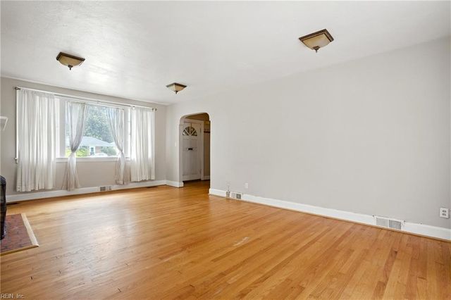 140 Tyler CRES, Portsmouth, VA 23707