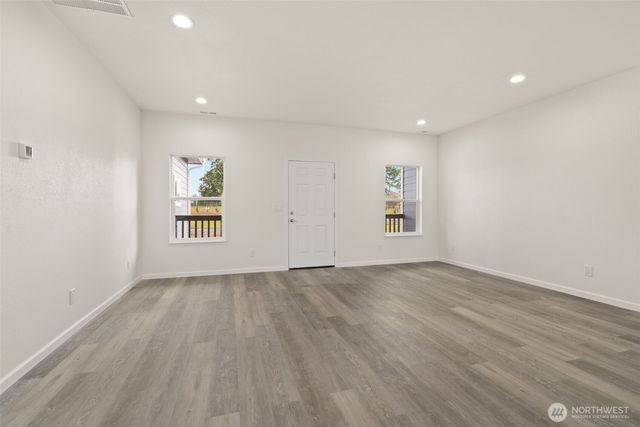 107 Winwood Ln, Winlock, WA 98596