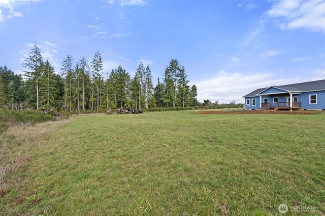 107 Winwood Ln, Winlock, WA 98596