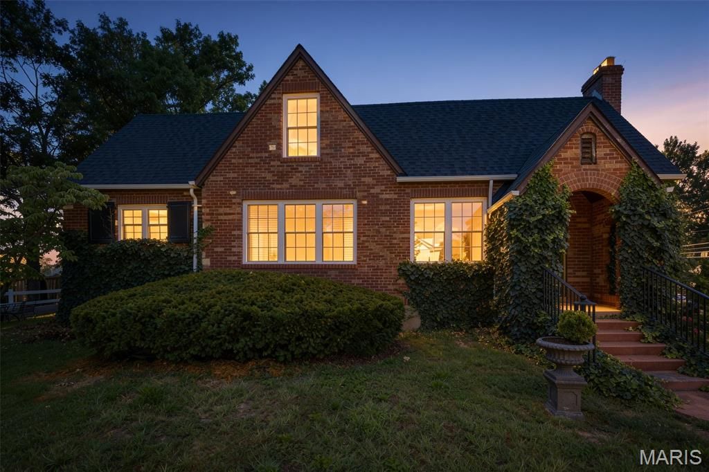 402 S 5th Street, De Soto, MO 63020