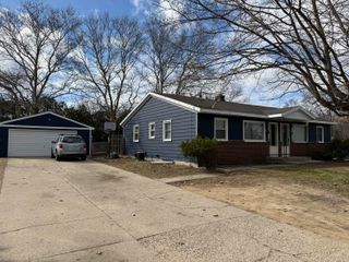 3305 Burlingame Avenue Sw, City Of Wyoming, MI 49519