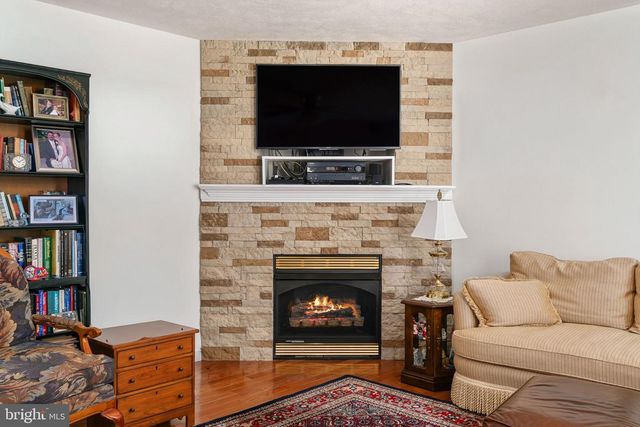 166 ROBBIE RD, Bumpass, VA 23024