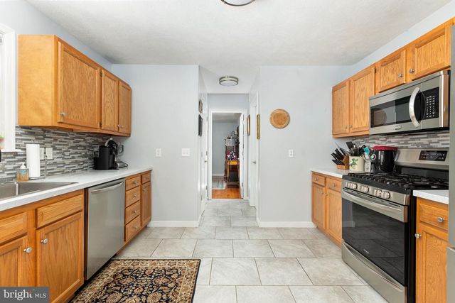 166 ROBBIE RD, Bumpass, VA 23024