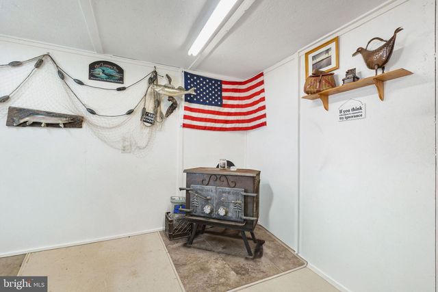 166 ROBBIE RD, Bumpass, VA 23024