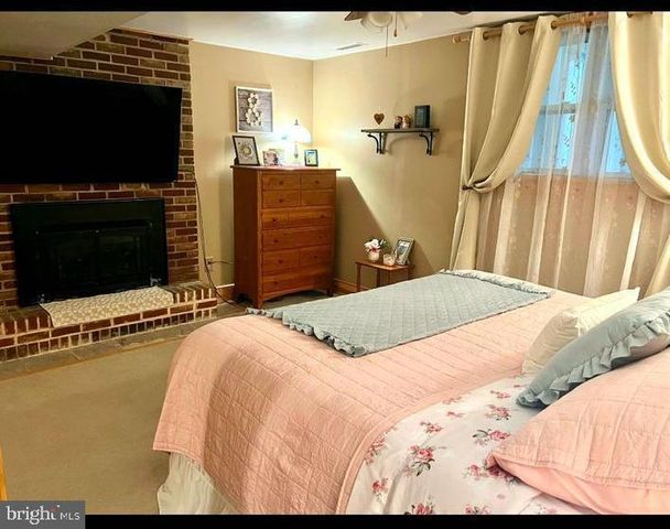 109 MICHIGAN RD, Pennsville, NJ 08070